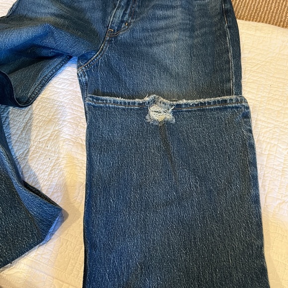 LEVIS PREMIUM 70’s high flare jeans in size 29x32. NWT! Perfect addition to fall - Picture 8 of 15